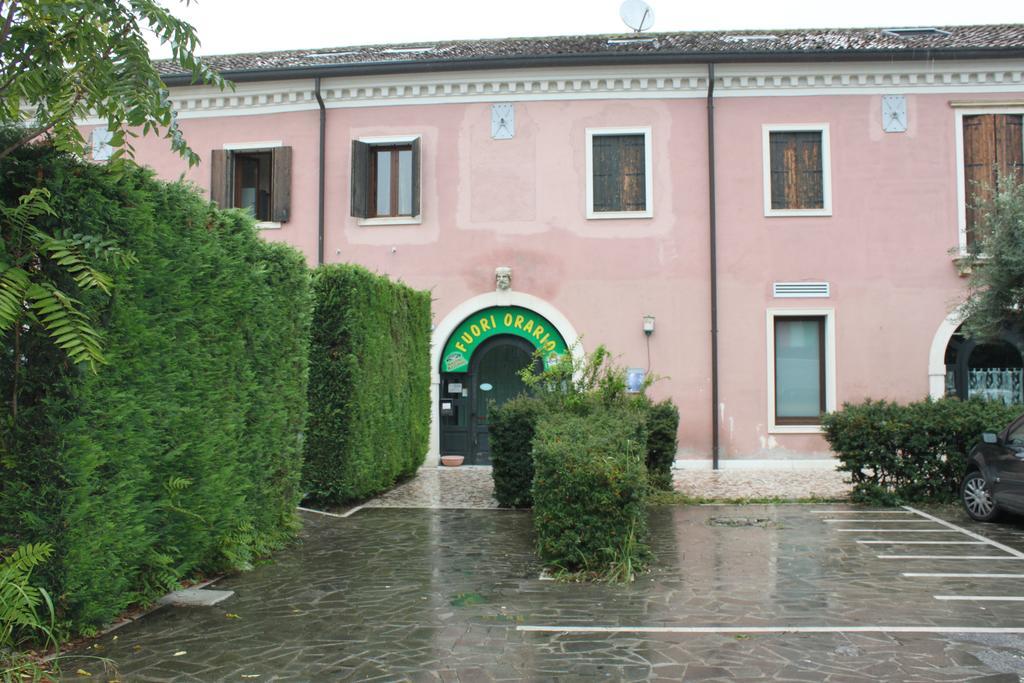 Villa Ferri Apartments Padova Luaran gambar