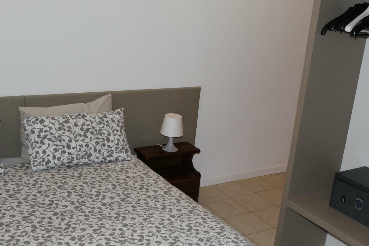 Villa Ferri Apartments Padova Luaran gambar