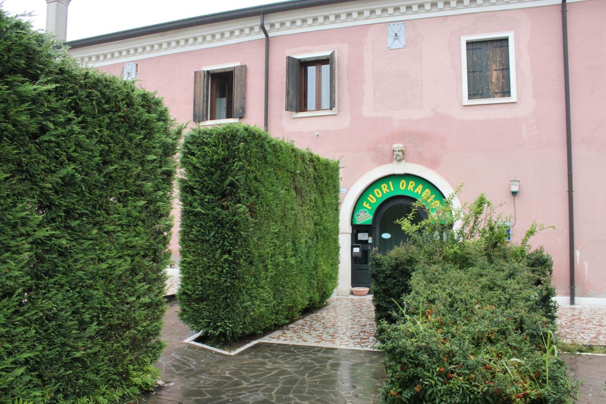 Villa Ferri Apartments Padova Luaran gambar